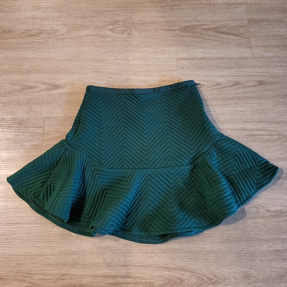 Line & Dot NWT Green Quilted Skater Skirt XS